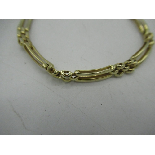12 - 9ct gold bracelet with lobster claw clasp 7.6g, L18cm