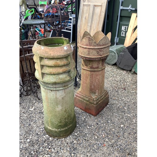 40 - Pair of large salt glazed chimney pots (1A/F) king and queen