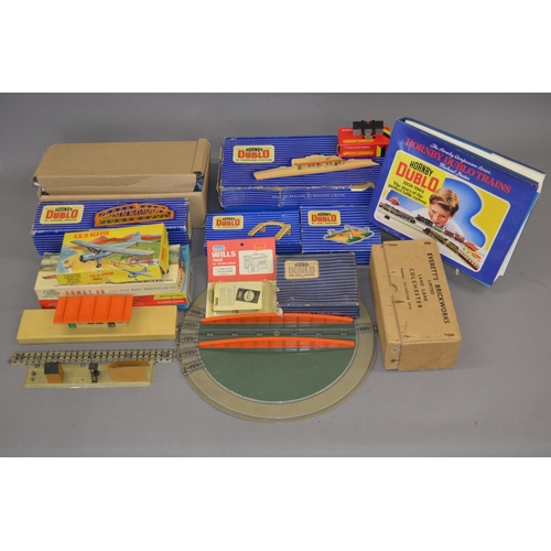 198 - Box containing a number of Hornby Dublo accessories including track, platforms etc.