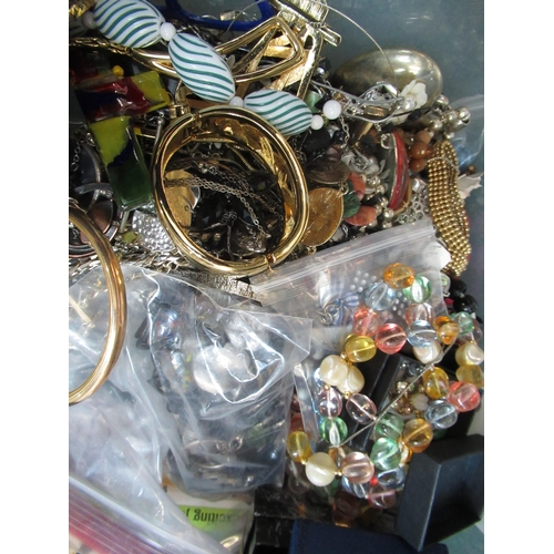 95 - Collection of costume jewellery including brooches, beaded necklaces, a gold coloured compact and th... 