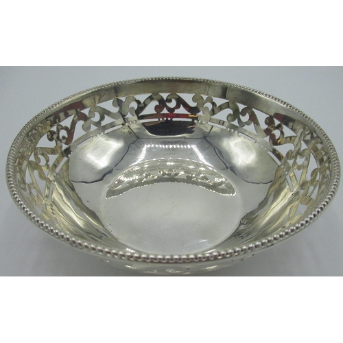 45 - Geo.V silver bonbon dish with beaded edge, pierced sides, Birmingham 1924, 2.3ozt D12.7cm