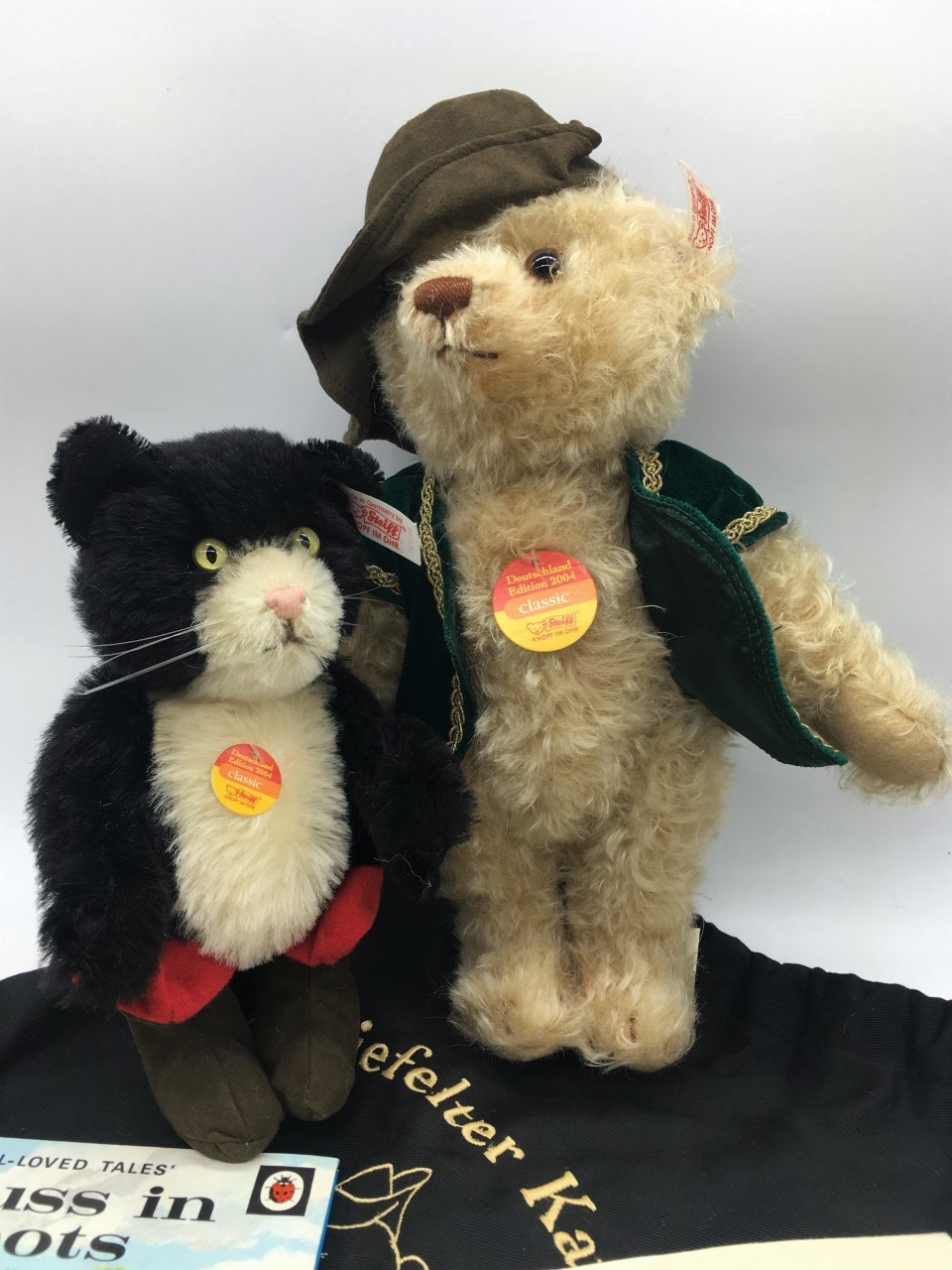 Steiff German Fairytale - Puss in Boots - Auktionen & Preisarchiv