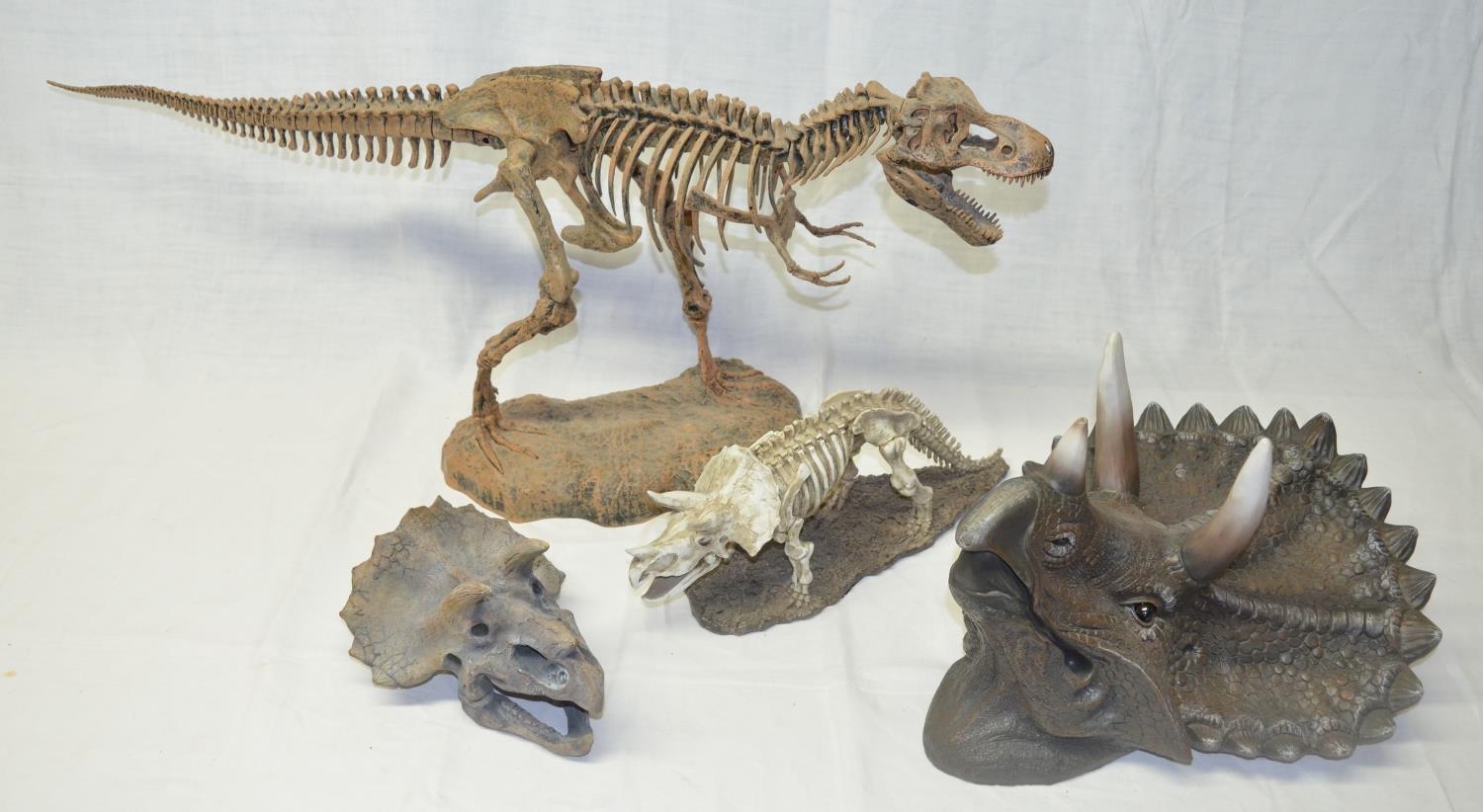 Resin T-Rex model, large Triceratops - auctions & price archive