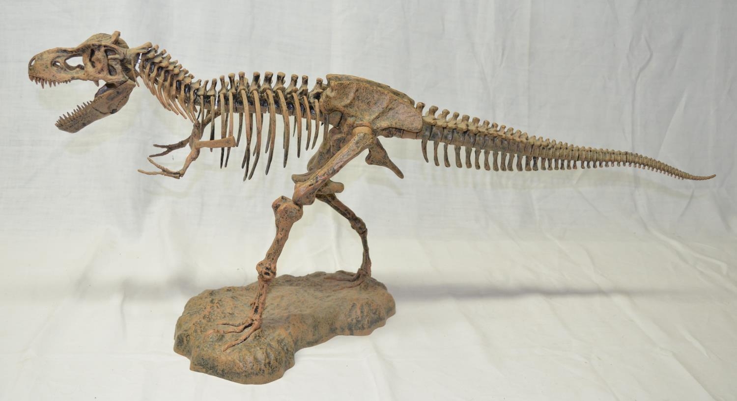 Resin T-Rex model, large Triceratops - auctions & price archive