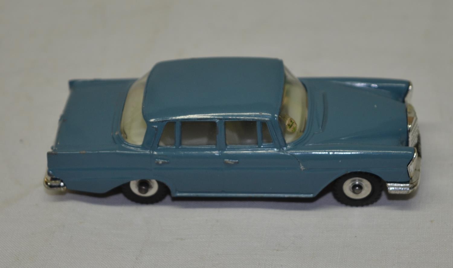 Miniature Dinky Toys Mercedes Benz - Vintage Meccano - Bon état