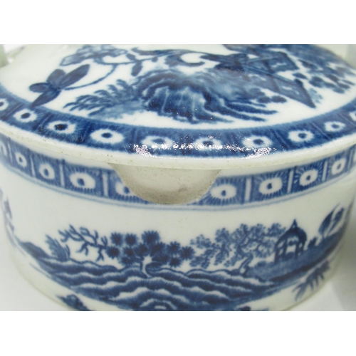 1251 - C18th Worcester butter tub cover and dish, underglaze blue printed with Fence Pattern, and a similar... 