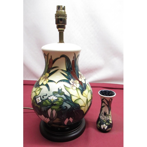 1261 - Moorcroft pottery baluster table lamp, decorated in Bullrush pattern on a cream ground, H36cm and a ... 