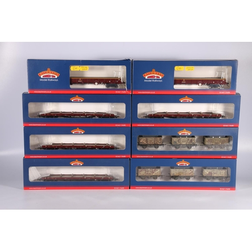 27 - Bachmann Branch-Line OO model railways rolling stock wagons including 37235 set of mineral wagons BR... 