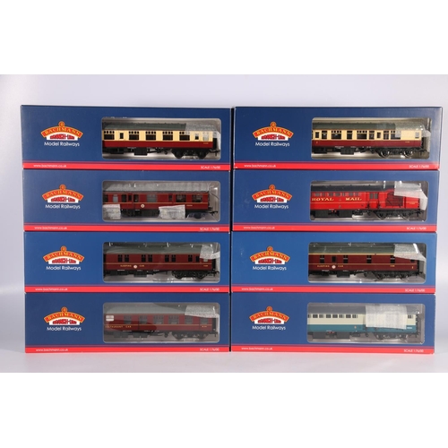 28 - Bachmann Branch-Line OO model railways rolling stock coaches including 39027F BR mk1 SK coach second... 