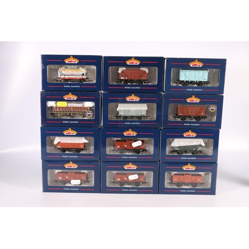 38 - Eleven Bachmann Branch-Line OO model railways rolling stock wagons including 37710 8ton cattle wagon... 