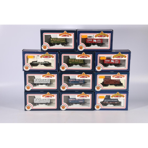 43 - Eleven Bachmann Branch-Line OO model railways rolling stock wagons including 33652B cattle wagon LMS... 