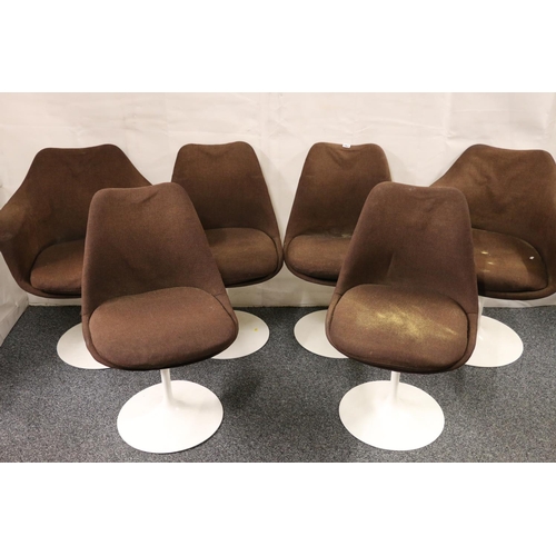 561 - Set of six tulip style chairs in the manner of Eero Saarien.