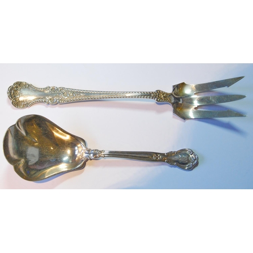 11 - Four American silver servers and three tablespoons, various patterns, late 19th century, 582g or 20&... 