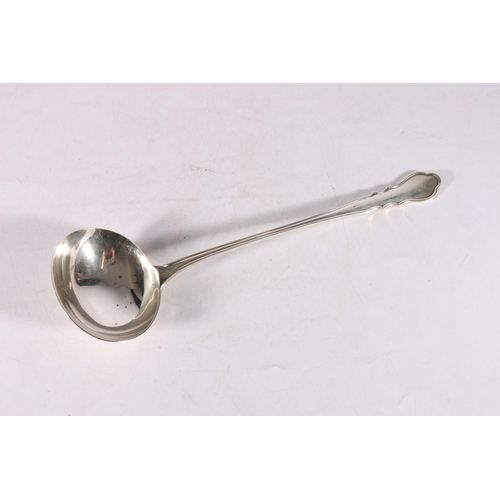 21 - George V  sterling silver ladle, with shaped handle, William Hutton & Sons Ltd, Sheffield 1... 