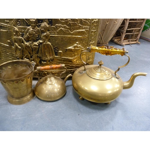 32 - Collection of brass to include log box, toddy kettle with amber glass handle, magazine rack, trivet,... 
