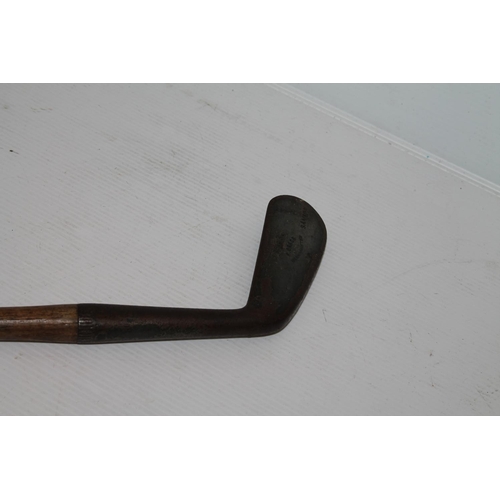 10 - Special P Grace 'Sammy' hickory shafted golf club.