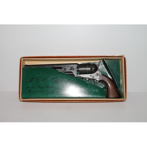 42 - Old frontier Navy Revolver Replica model in box.
