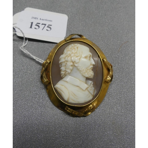 Victorian Pinchbeck Mounted Carved Shell Cameo Brooch - Bearded Gentleman.