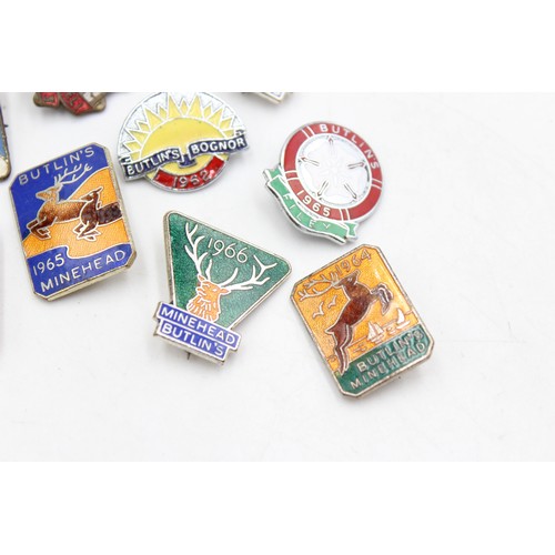 5 - ,10 x Assorted Vintage BUTLIN'S Holiday Camp Enamel Badges Inc Ayr Scotland Etc