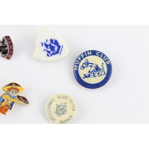 273 - ,12 x Assorted Vintage Collector's Pin BADGES Inc Enamel, Blue Peter, Muffin Club