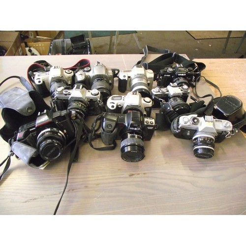 43 - 10 cameras Canon & Minolta.