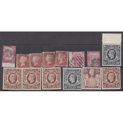 462 - A mint and used GB stamp accumulation on pages and loose, including QV to 10/- used and KGVI Arms 10... 