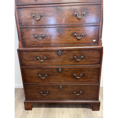 1069 - Fine antique Georgian mahogany chest on chest, dental moulded canted top over a stop fluted canted s... 