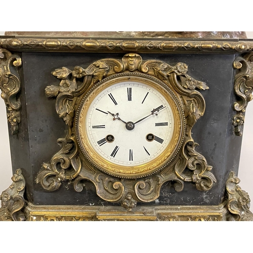 1026 - Antique French bronze figure mounted clock, no key has pendulum (in office c129.254) approx 64cm H x... 