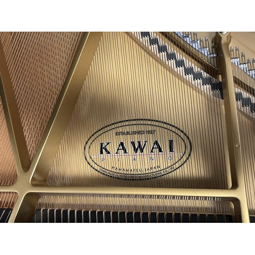 1 - Pristine Kawai Grand Piano. Ebonized cabinet work along with a matching adjustable stool, dated 04/2... 
