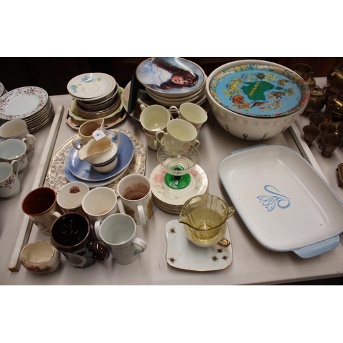 60 - Assorted porcelain, dinner services, cups etc, approx 30cm Dia and smaller