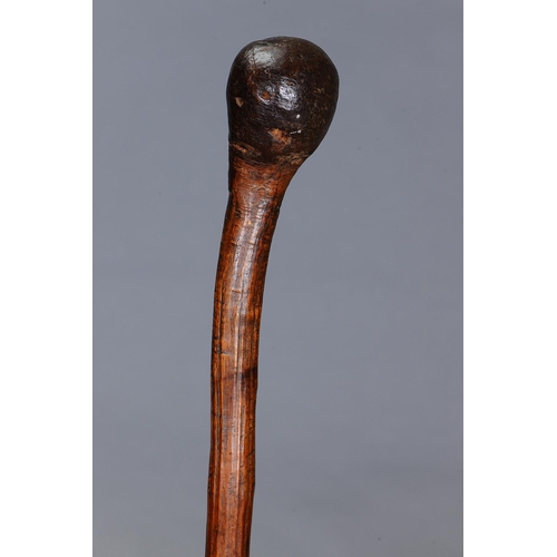 58 - EARLY BULBOUS CLUB, NORTHERN FLINDERS RANGES, SOUTH AUSTRALIA, Carved and engraved hardwood (with cu... 