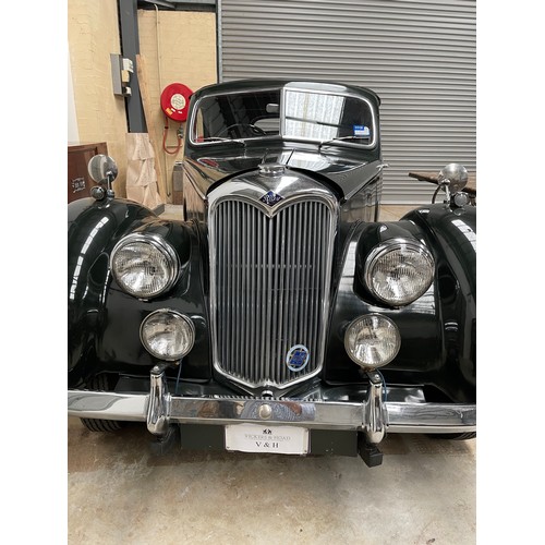 1 - 1952 Riley RMA, 1.5 L. this beautiful classic drophead coupe was one of two built by body builders M... 