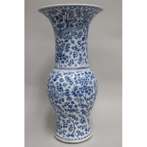 8 - Large antique Chinese phoenix blue and white porcelain Yen Yen vase, likely Kangxi period, Ex privat... 