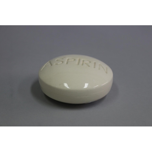 3002 - Vintage Asprin pill paper weight, approx 9cm Dia