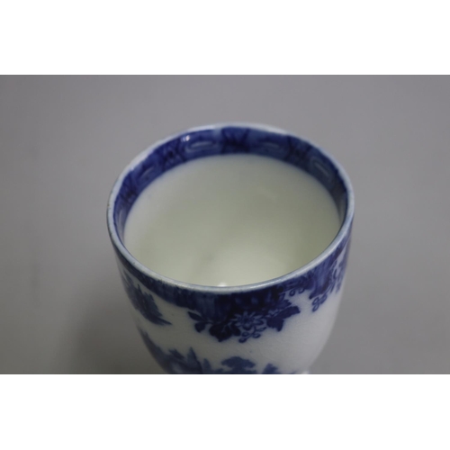 3050 - Royal Doulton Madras blue and white double ended cup, approx 10cm H
