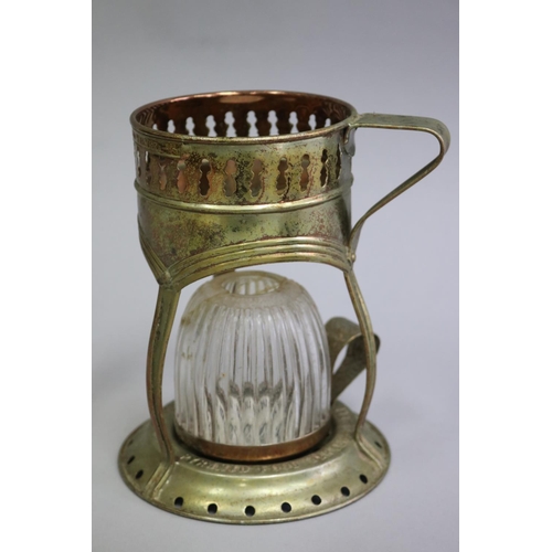 3052 - Antique Clarks patent Pyramid food warmer, approx 31cm H