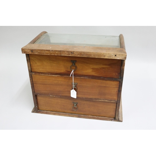 3172 - Ashton and Parsons table top cabinet, painted front and curved glass display, approx 37cm H x 45cm W... 