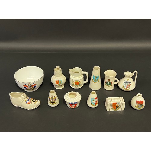 42 - Assortment of crested china, approx 10cm Dia and smaller