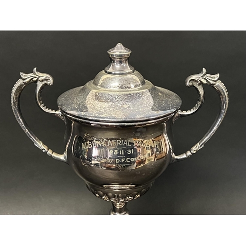 1003 - Australian interest Silver plate Albury Aerial pageant Cup 28/11/31, Won by D.F Collins, approx 41cm
