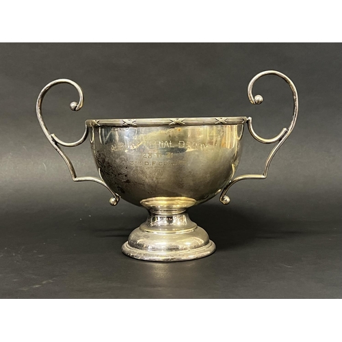 1004 - Australian interest Silver plate trophy Albury Aerial Derby Cup  28/11/31, 3rd D.F Collins, approx 1... 