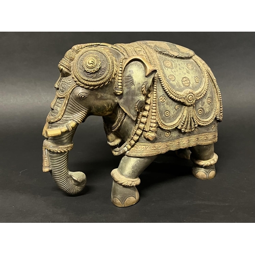 1013 - Heavy Decorative Indian brass elephant, approx 23cm x 16cm x 29cm