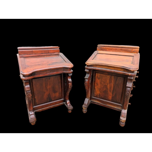 2 reproduction Davenport's desks, 54x53x 85.5cm